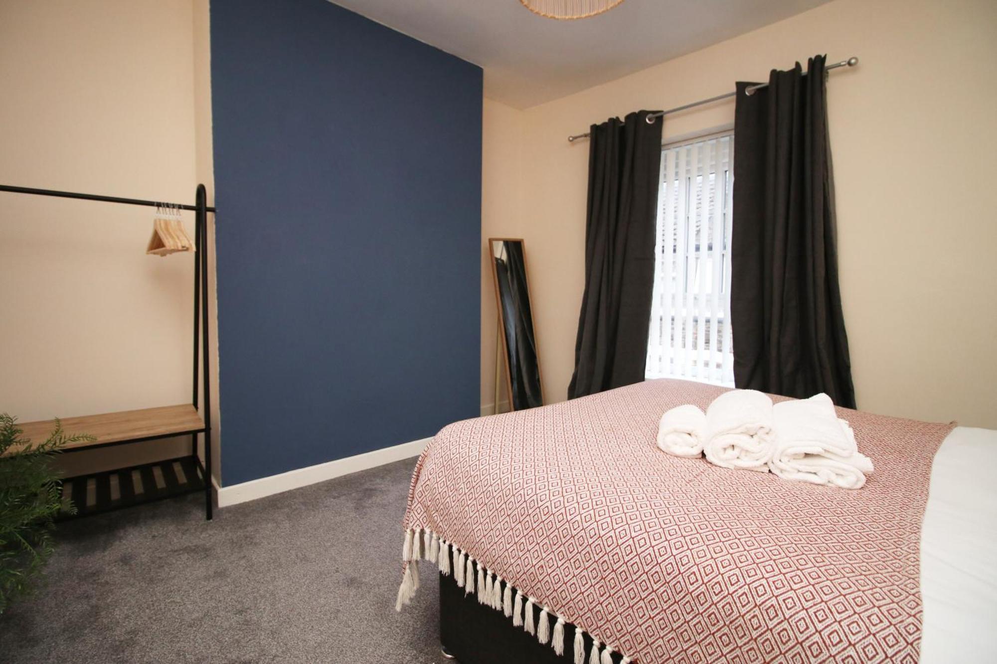 Cosy 3Br Home, Scenic Views, Ideal For Walks & Work Abertillery Bagian luar foto