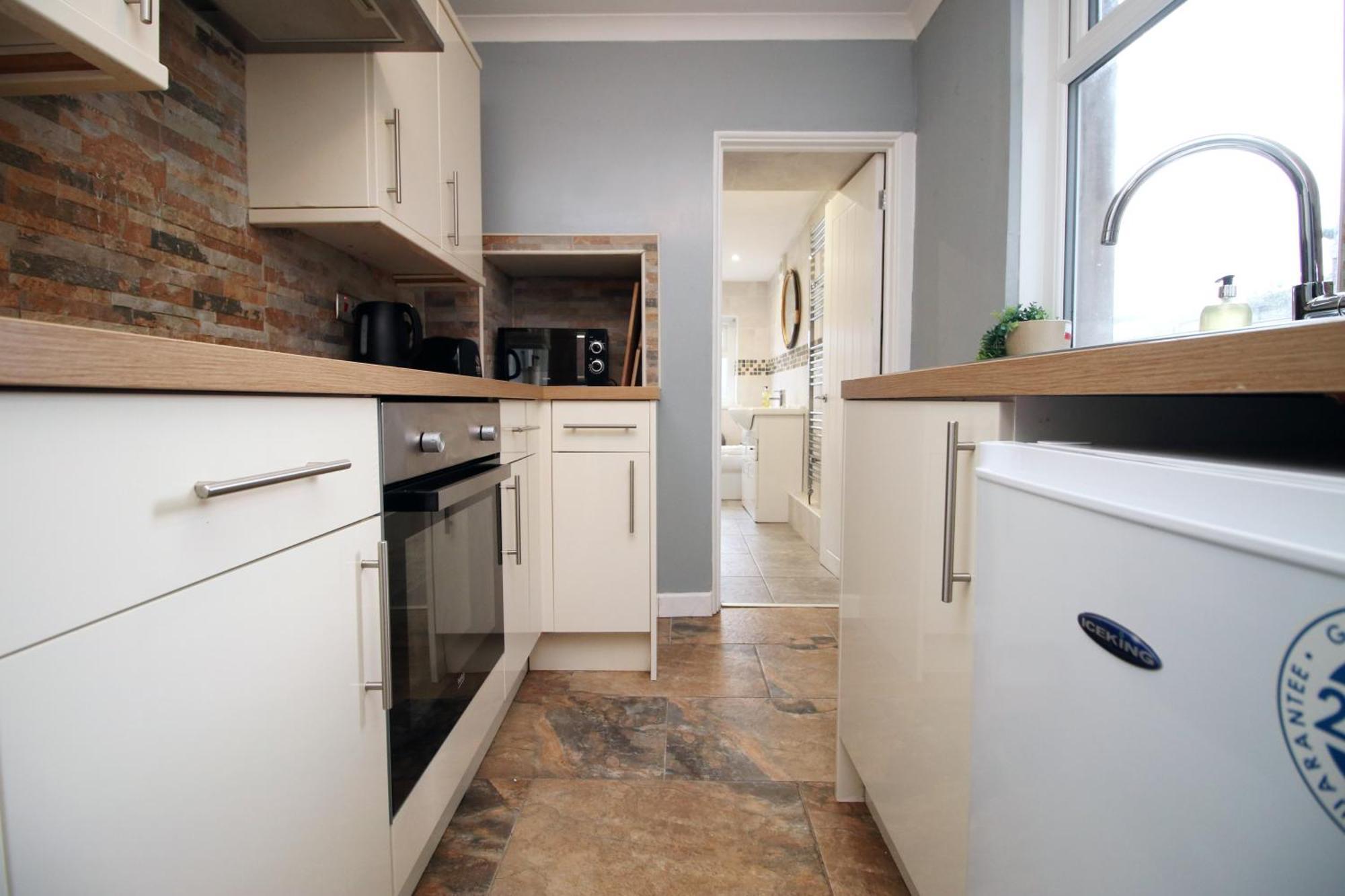 Cosy 3Br Home, Scenic Views, Ideal For Walks & Work Abertillery Bagian luar foto
